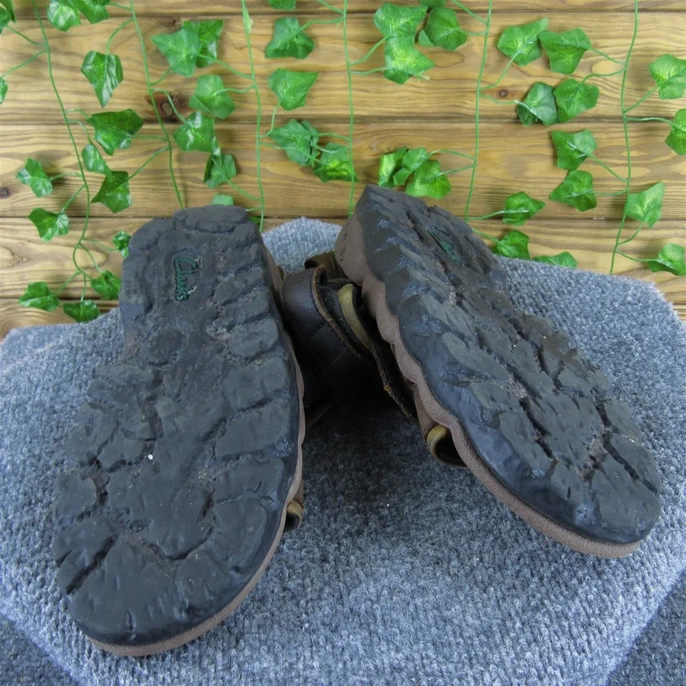 Clarks men air